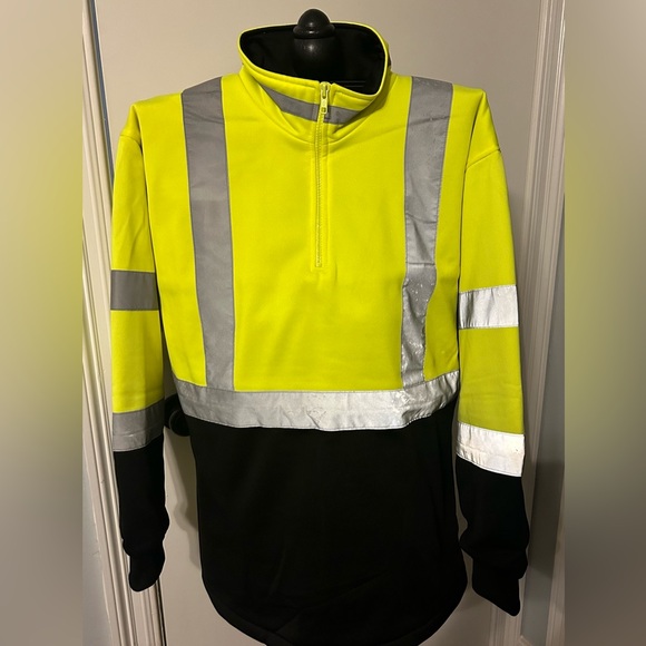 Utility Pro Women’s High Visibility Dual Tone Zip Up Long Sleeve Soft Shell - Picture 2 of 16